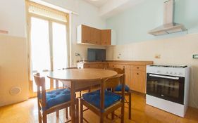 Casa Vinicia